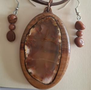  wood pendant and earing set