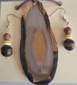  wood pendant and earing set